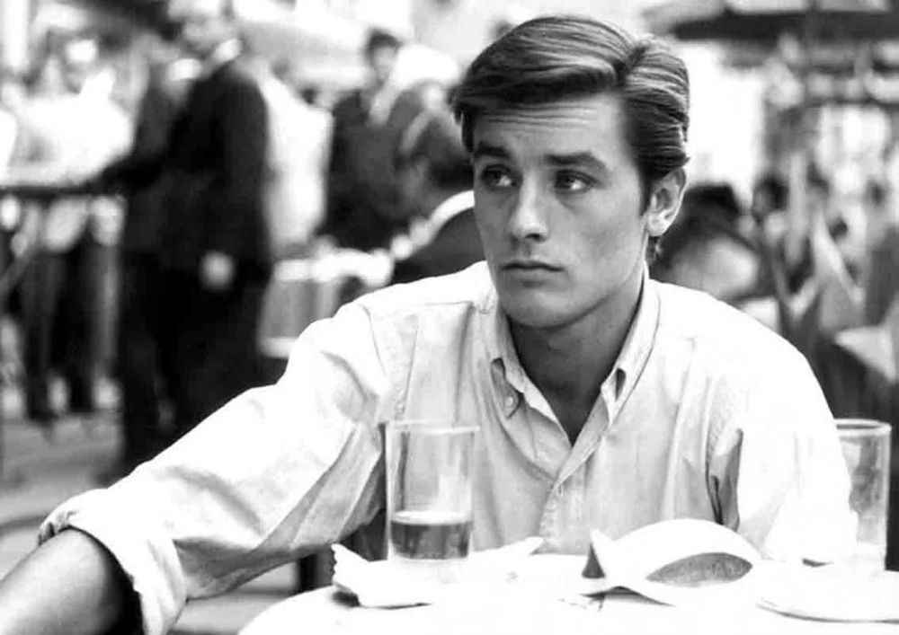 Tri ân huyền thoại Alain Delon – Dấu ấn điện ảnh Pháp