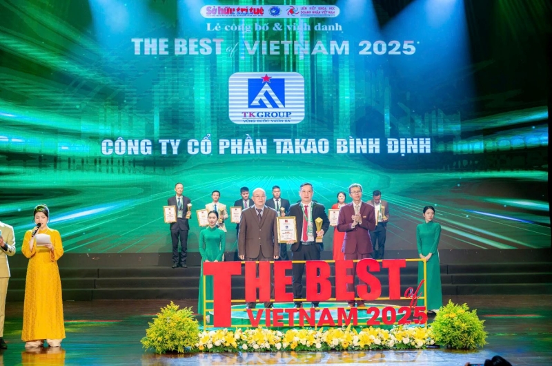 TAKAO Bình Định – Top 10 The Best Of Vietnam 2025: Khẳng định vị thế mới ngành VLXD cao cấp