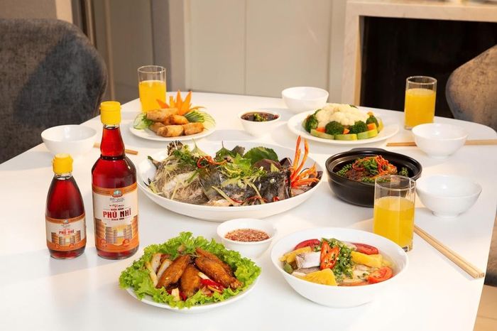 Phú Nhĩ, Uncle Ba – Hương vị đánh thức ký ức nơi xứ người