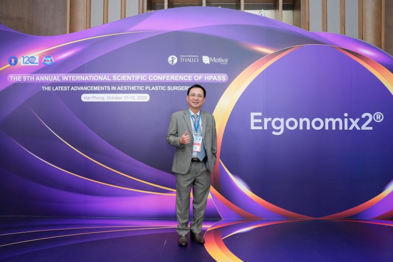 Làm đẹp từ cái tâm, nâng tầm bằng tri thức 30 năm dấu ấn của bác sĩ Phạm Xuân Hùng