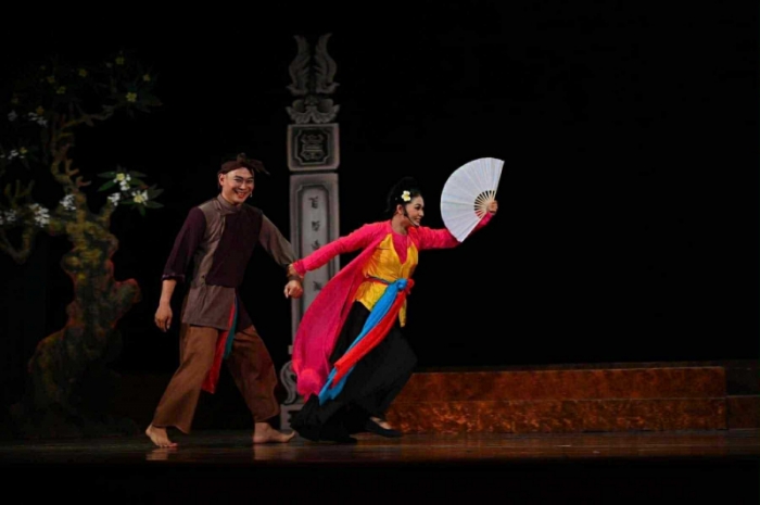 Sân khấu truyền thống loay hoay với bài toán bảo tồn