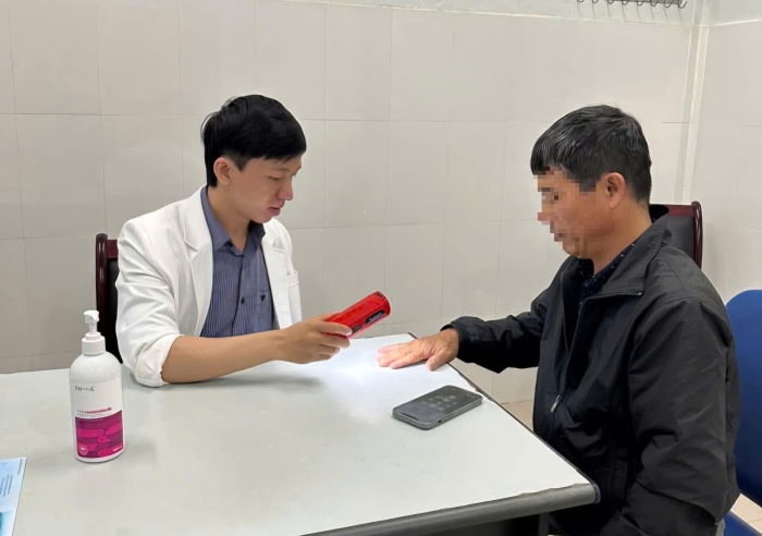 Những điều cần biết để phòng bệnh da liễu sau mưa lũ