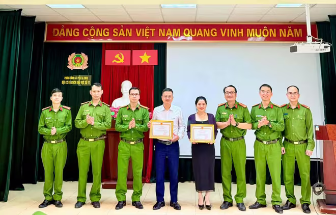 Đơn vị điển hình tiên tiến trong phong trào toàn dân tham gia phòng cháy, chữa cháy
